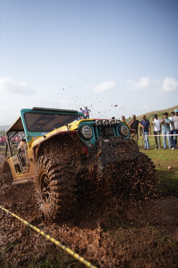 Open Dirt Kick